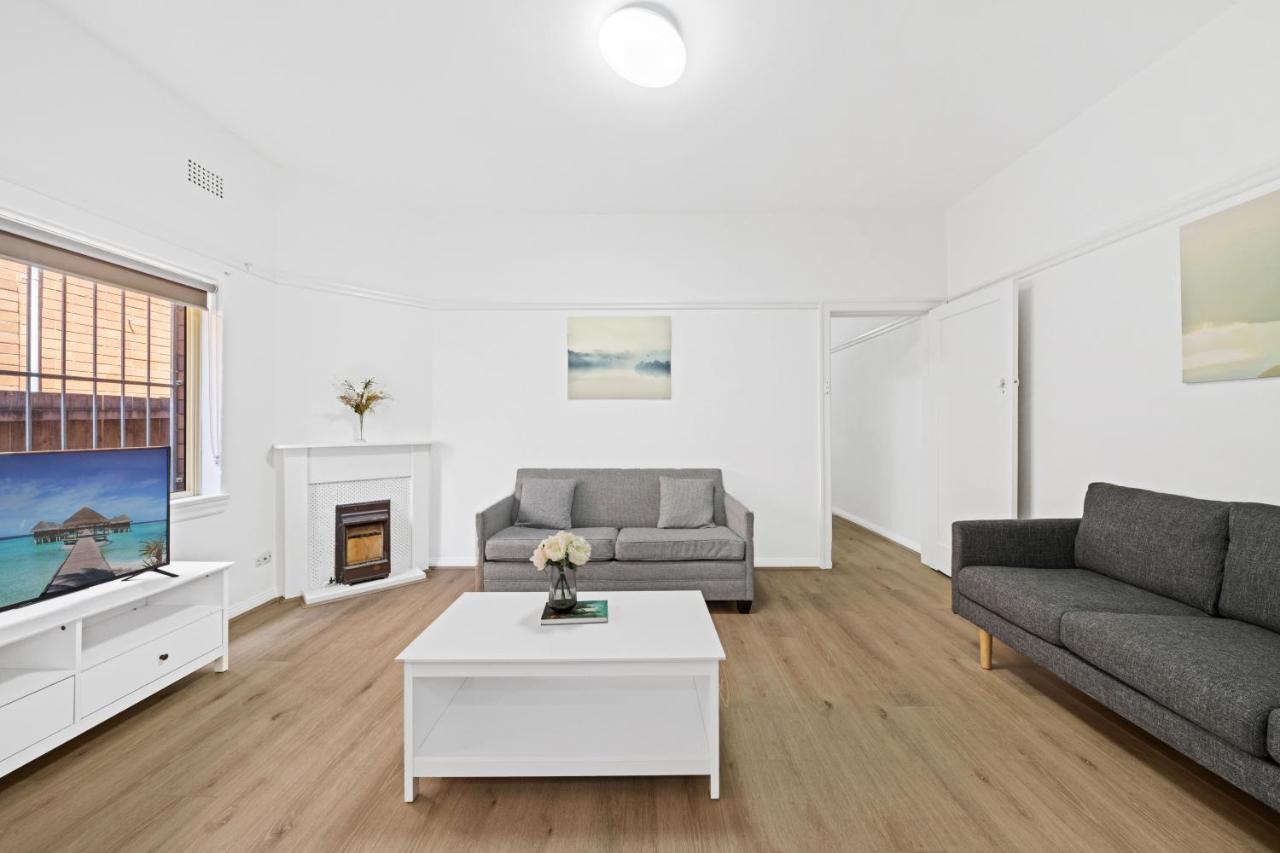 Burwood City Newly Renovated 2 Bed 2 Bath Free Private Parking Big Apt Sidney Dış mekan fotoğraf