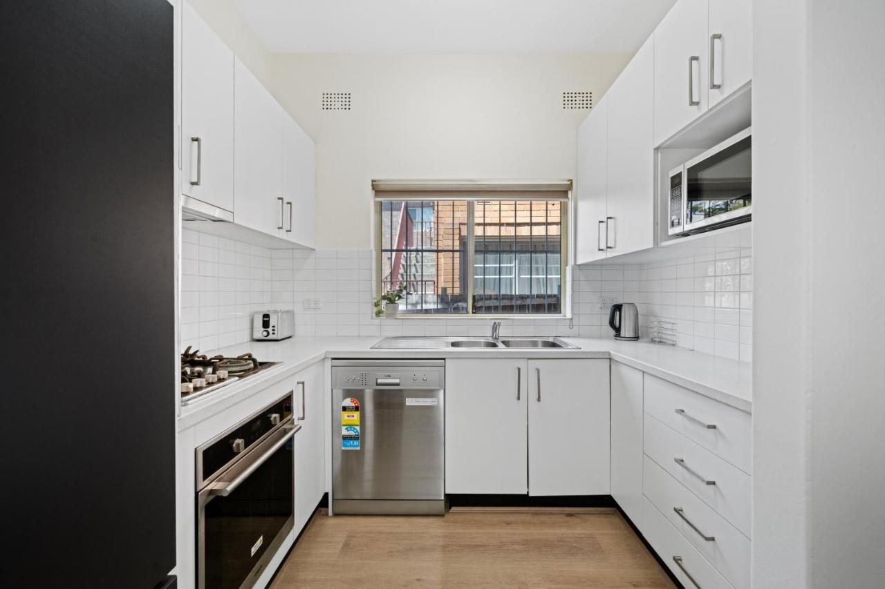 Burwood City Newly Renovated 2 Bed 2 Bath Free Private Parking Big Apt Sidney Dış mekan fotoğraf